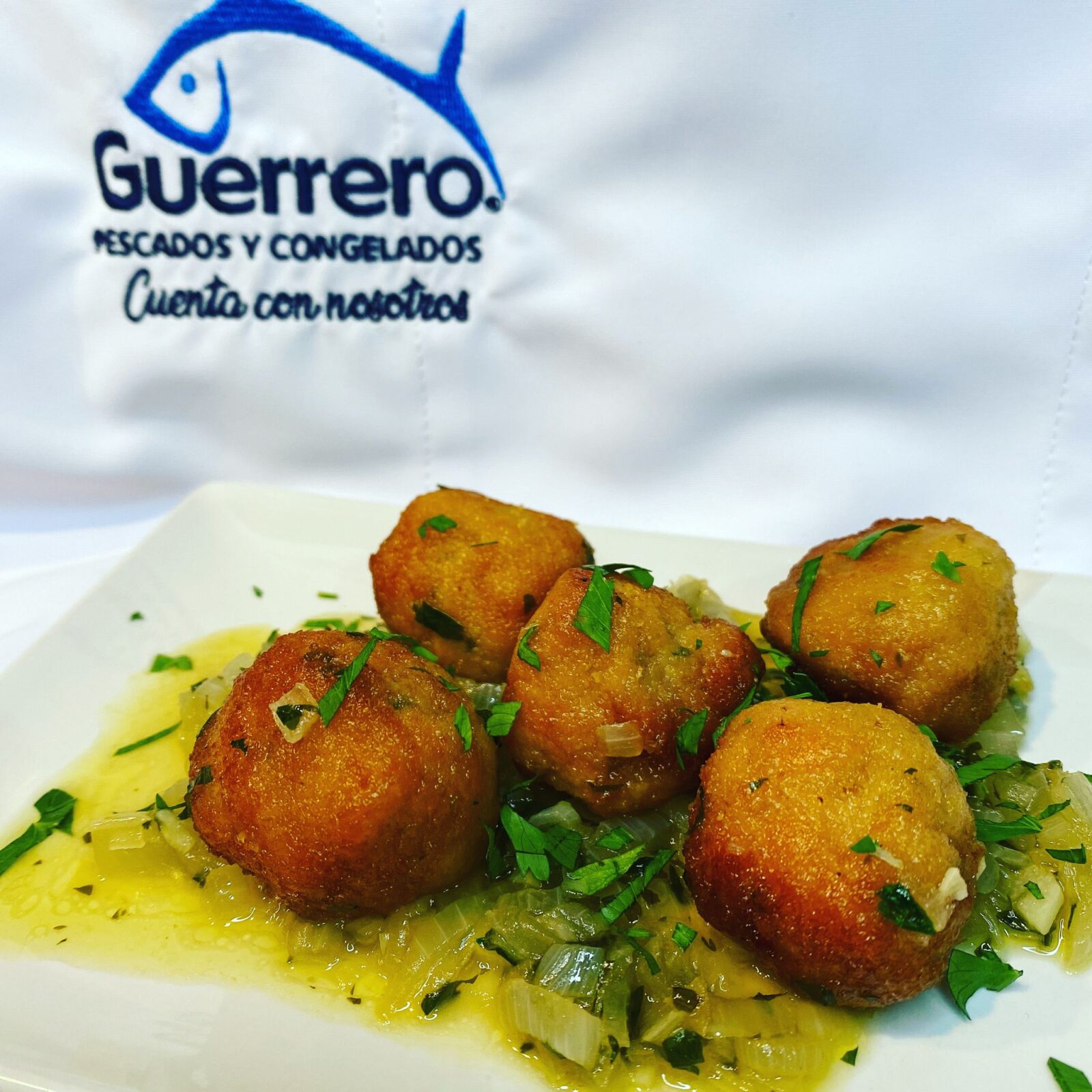 albóndigas de merluza en salsa verde