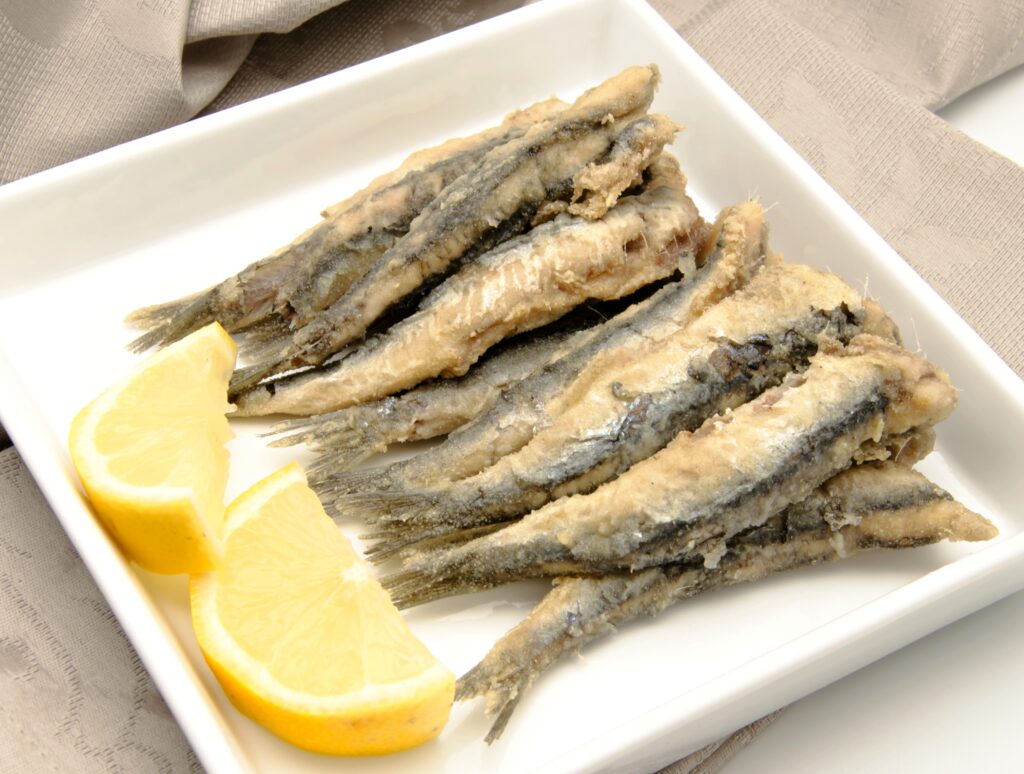 fried anchovies